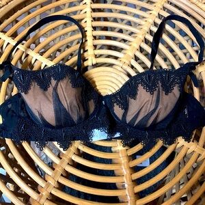 Lejaby size 32b black bra